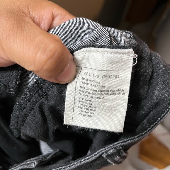 Pilcro Women’s Y2K High Waisted Black Flare Jeans size 30 - Picture 5 of 6